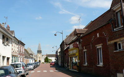 Une petite ville française Estrées-Saint-Denis